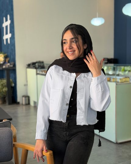 کراپ کت سفید